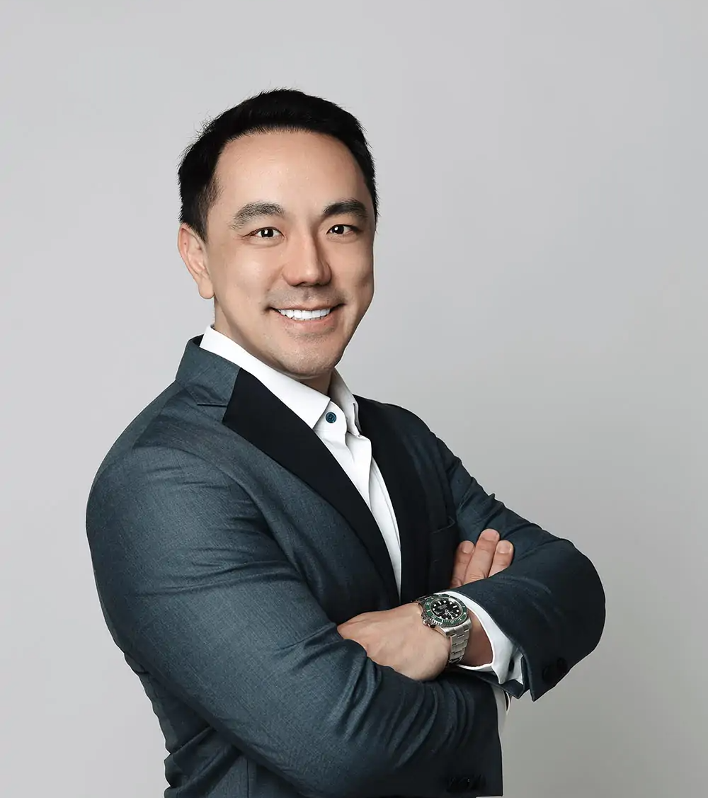 Dr. Christopher Asandra — Founder & Chief Physician